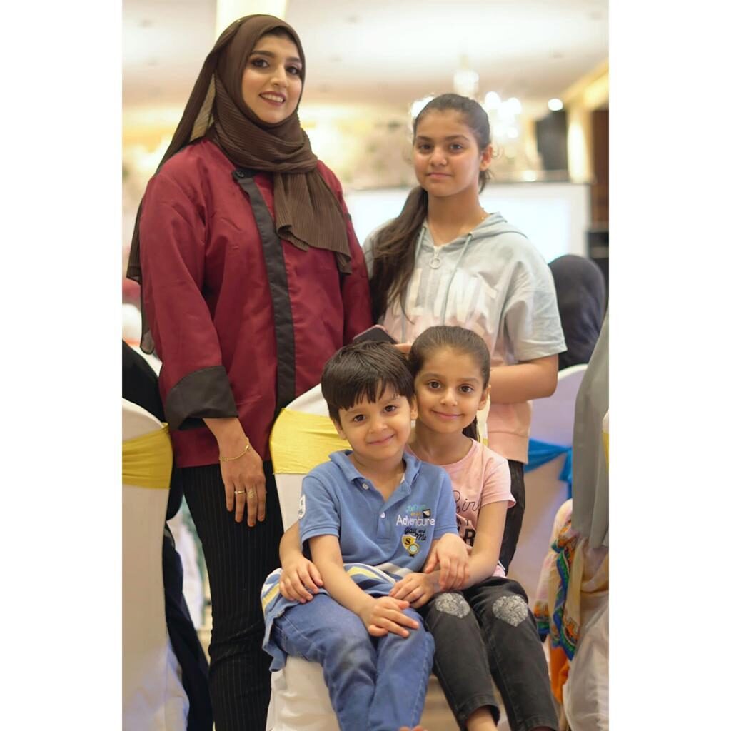 Heena Kausar with her kids 